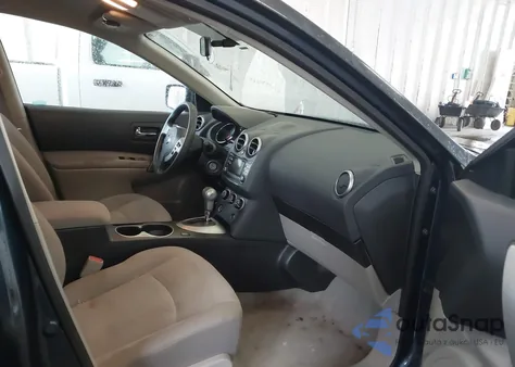 2015 Nissan Rogue Select S z USA, uszkodzony, nr VIN JN8AS5MT7FW158653